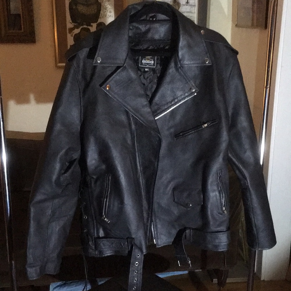 Heavy duty leather motorcycle jacket